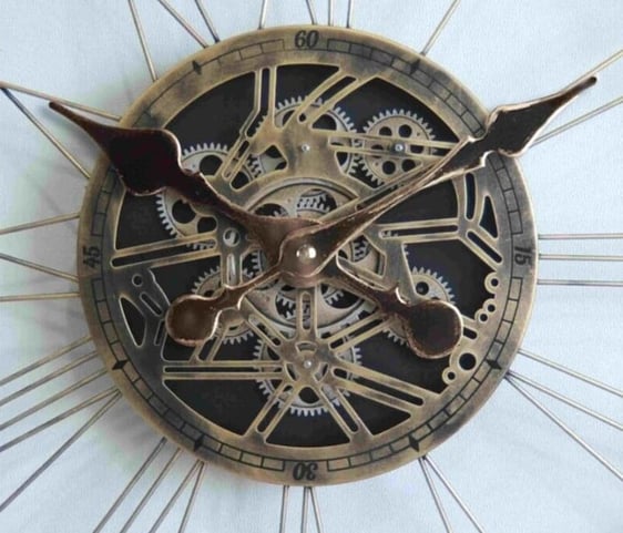 80cm Roman Gear Clock Gear Wall Clock Roman Numerals Moving Gears Design