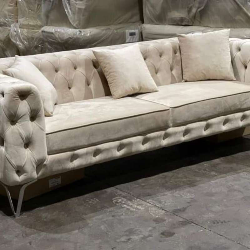 "Morden Fort's Contemporary Modern Sofa